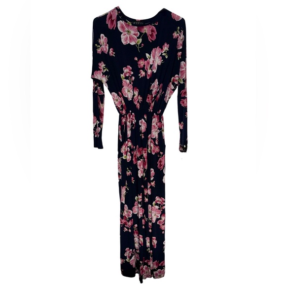 Modesty Elegant Long Sleeve Dress - Size XS - Picture 1 of 1